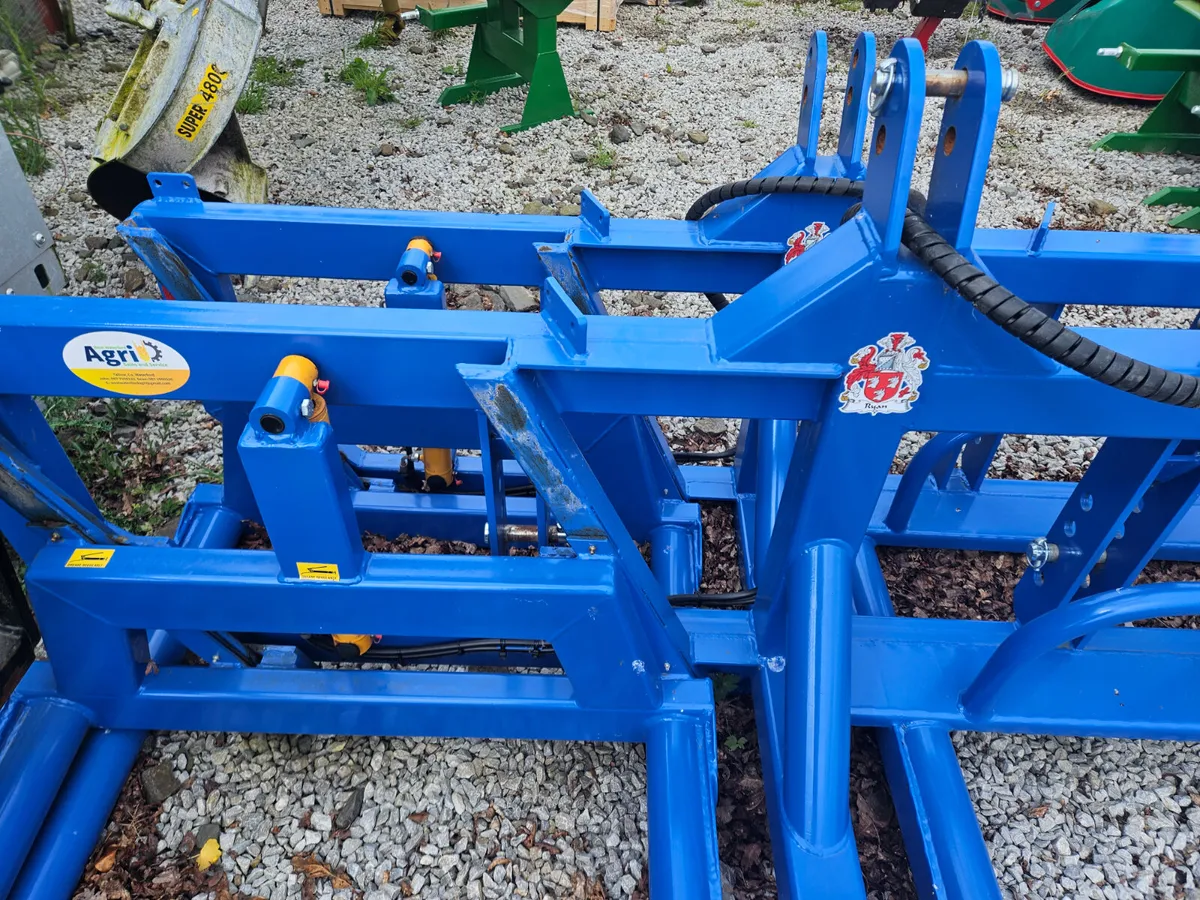 Bale handler - Image 4