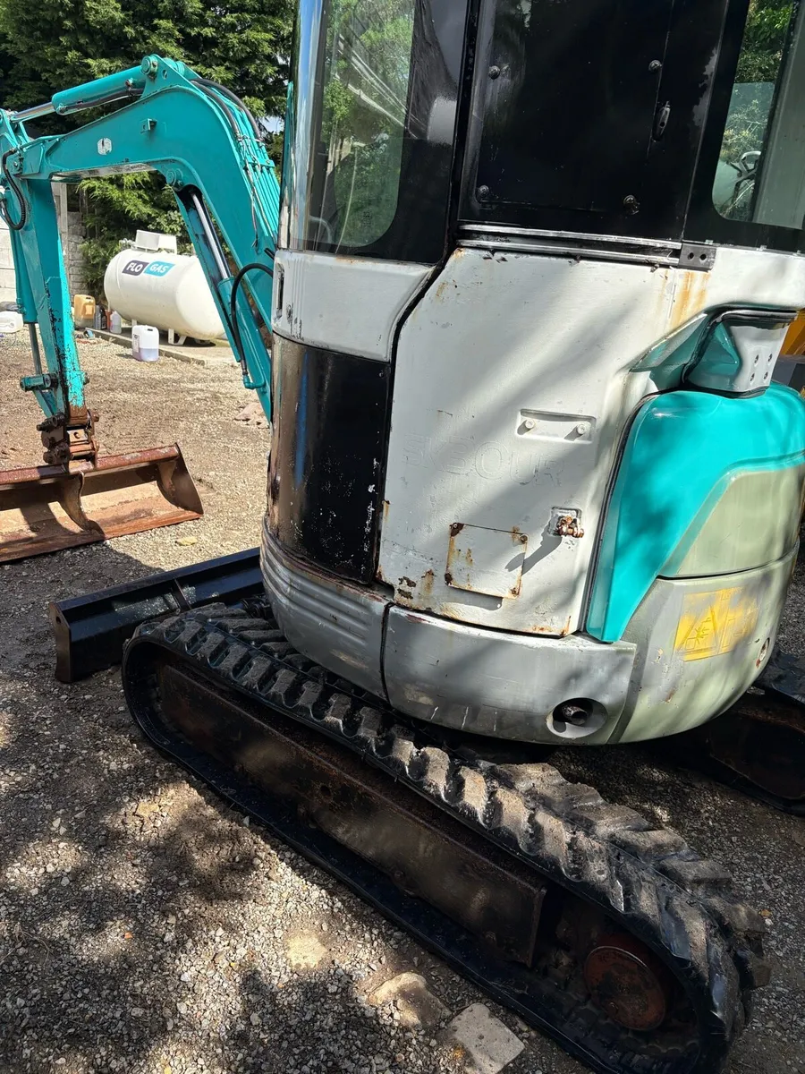 3 ton Kobelco sk30sr mini digger for sale - Image 4