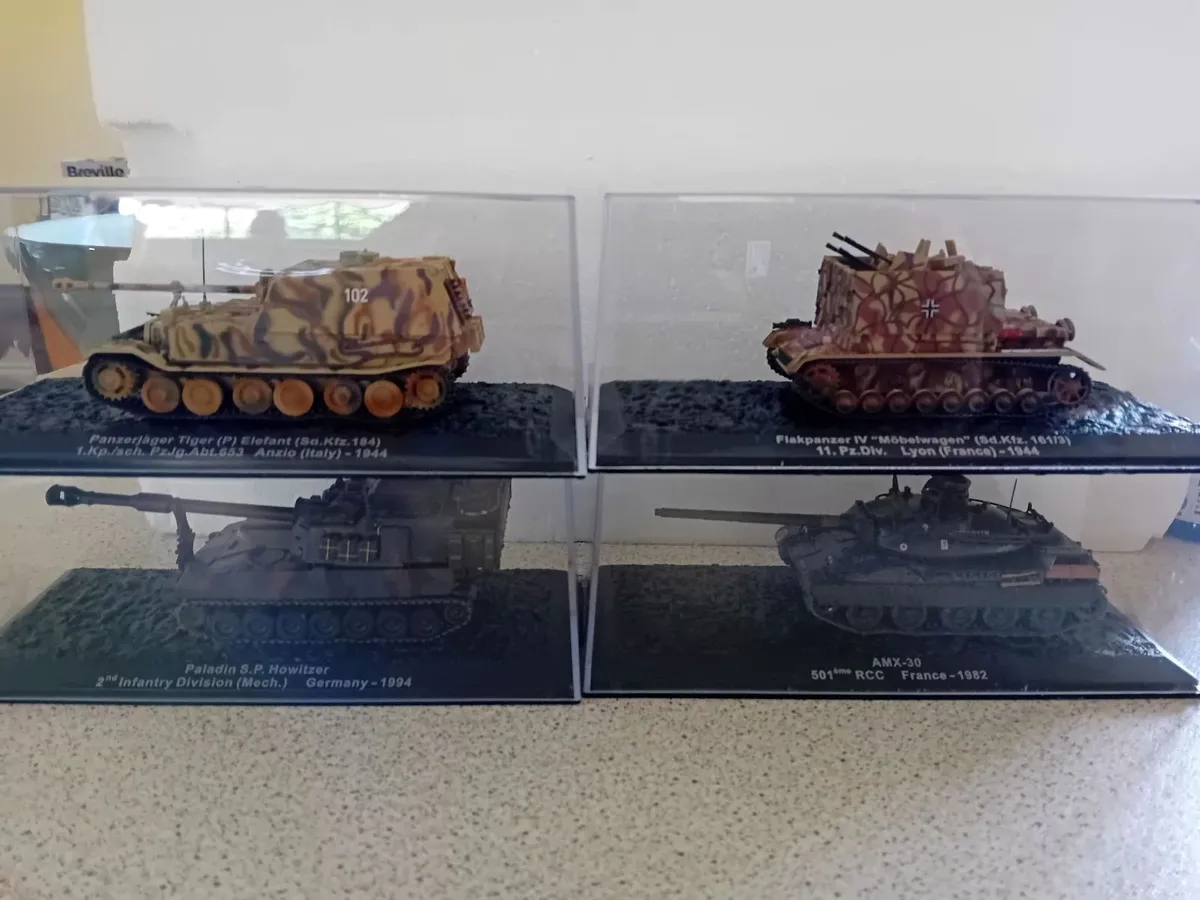Tank Collection by DeAGOSTINI final 40 models - Image 1