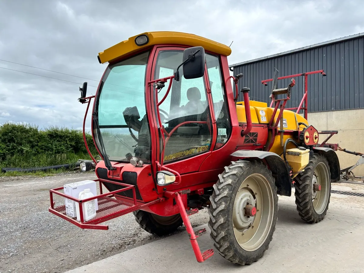Kellands Agribuggy 2500 sprayer - Image 1