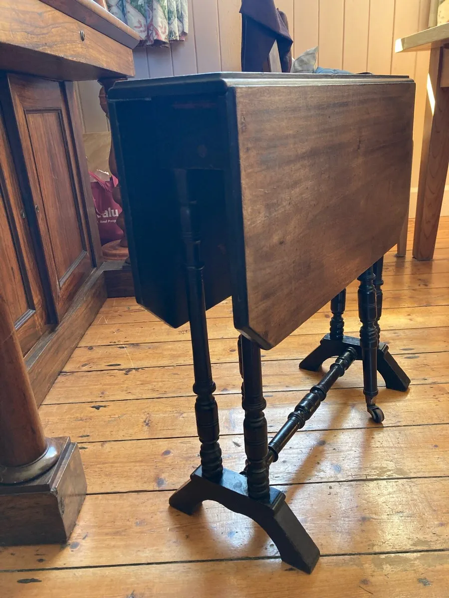 Neat Sutherland Table - Image 3