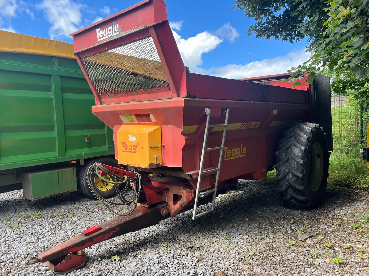 Teagle dung spreader - Image 1