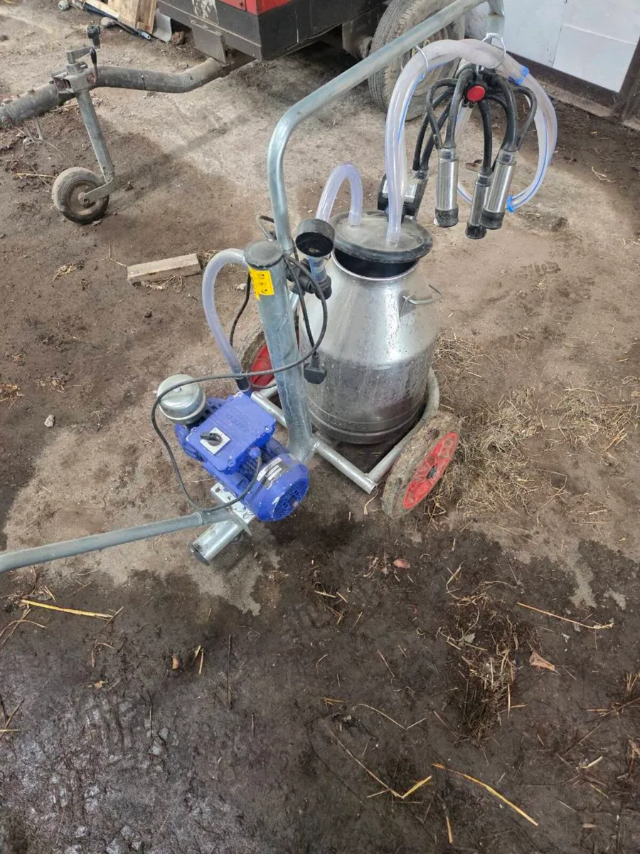 Bereket portable milker - Image 2