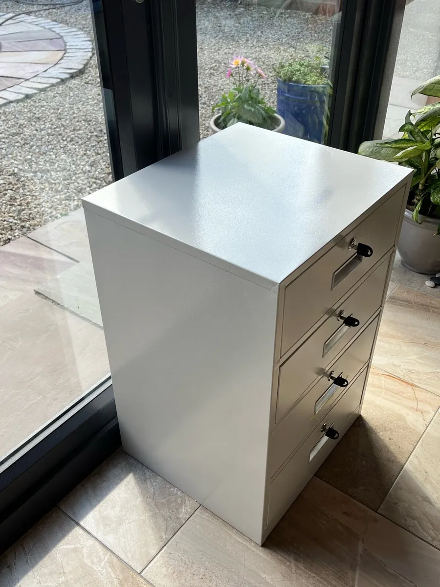 Steel Cabinet - Image 3