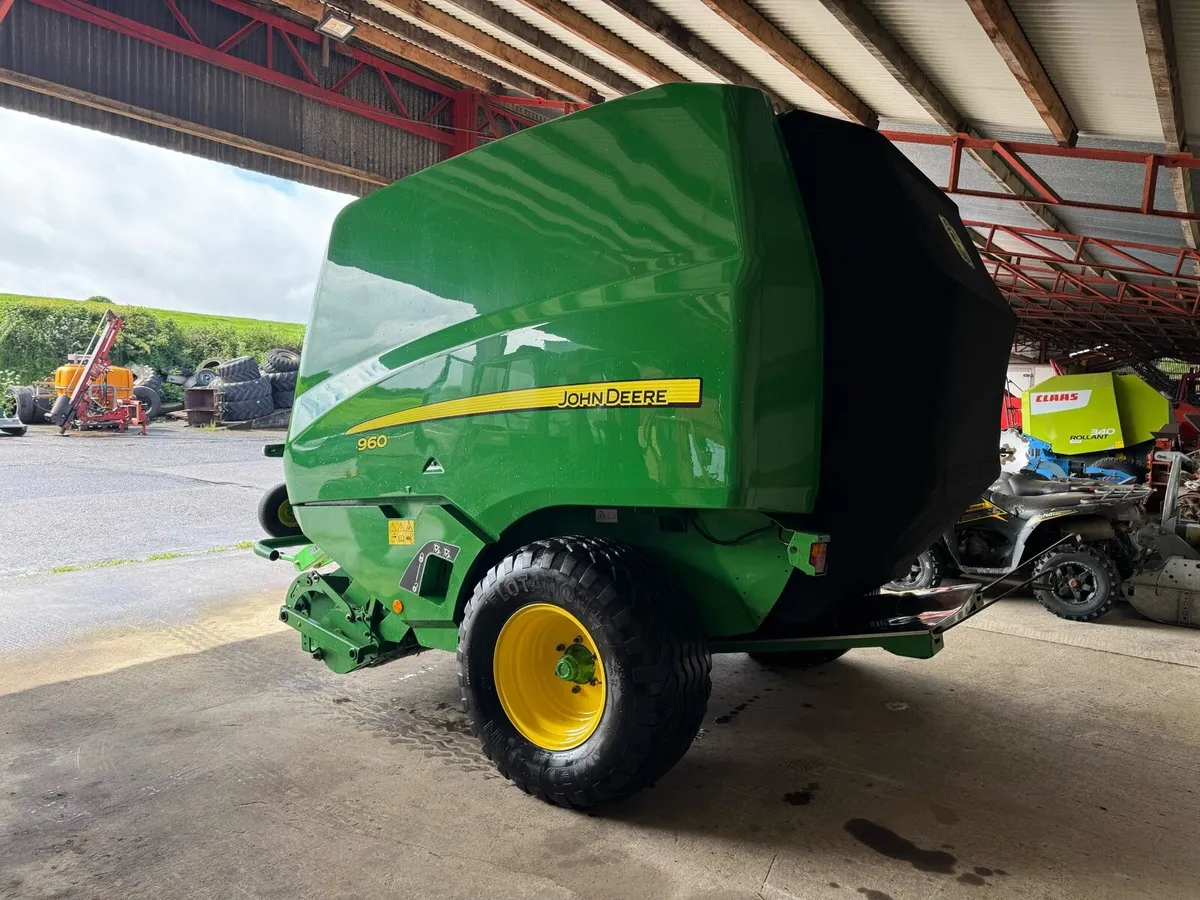 John Deere 960 Baler - Image 3