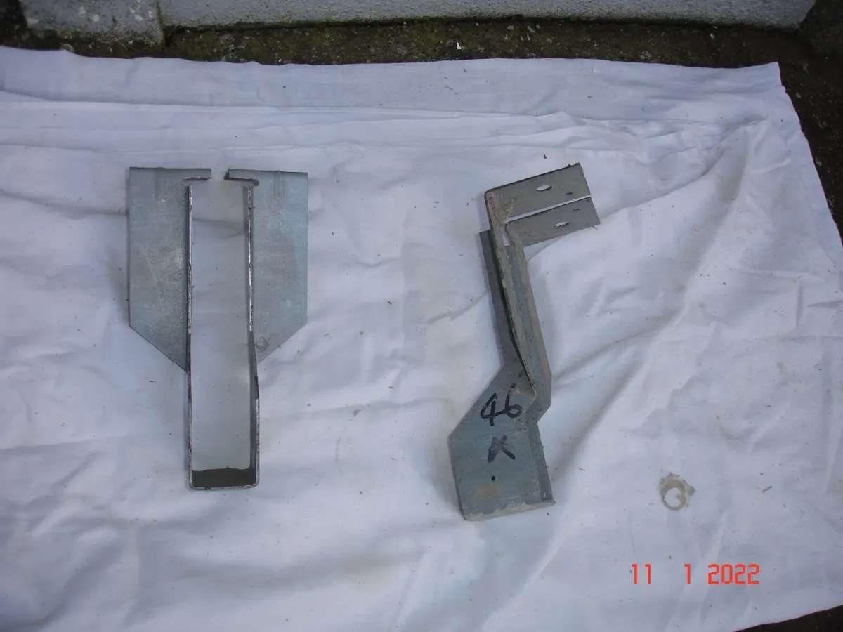 Joist Hangers - Image 1
