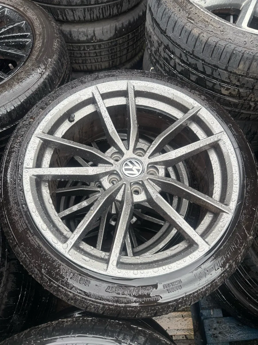Alloy wheels - Image 1
