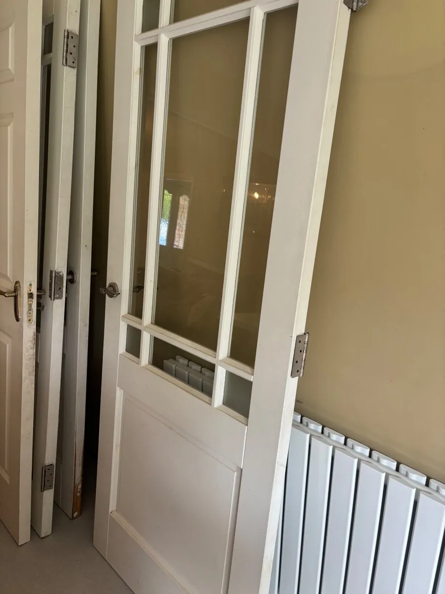 Interior doors - Image 1