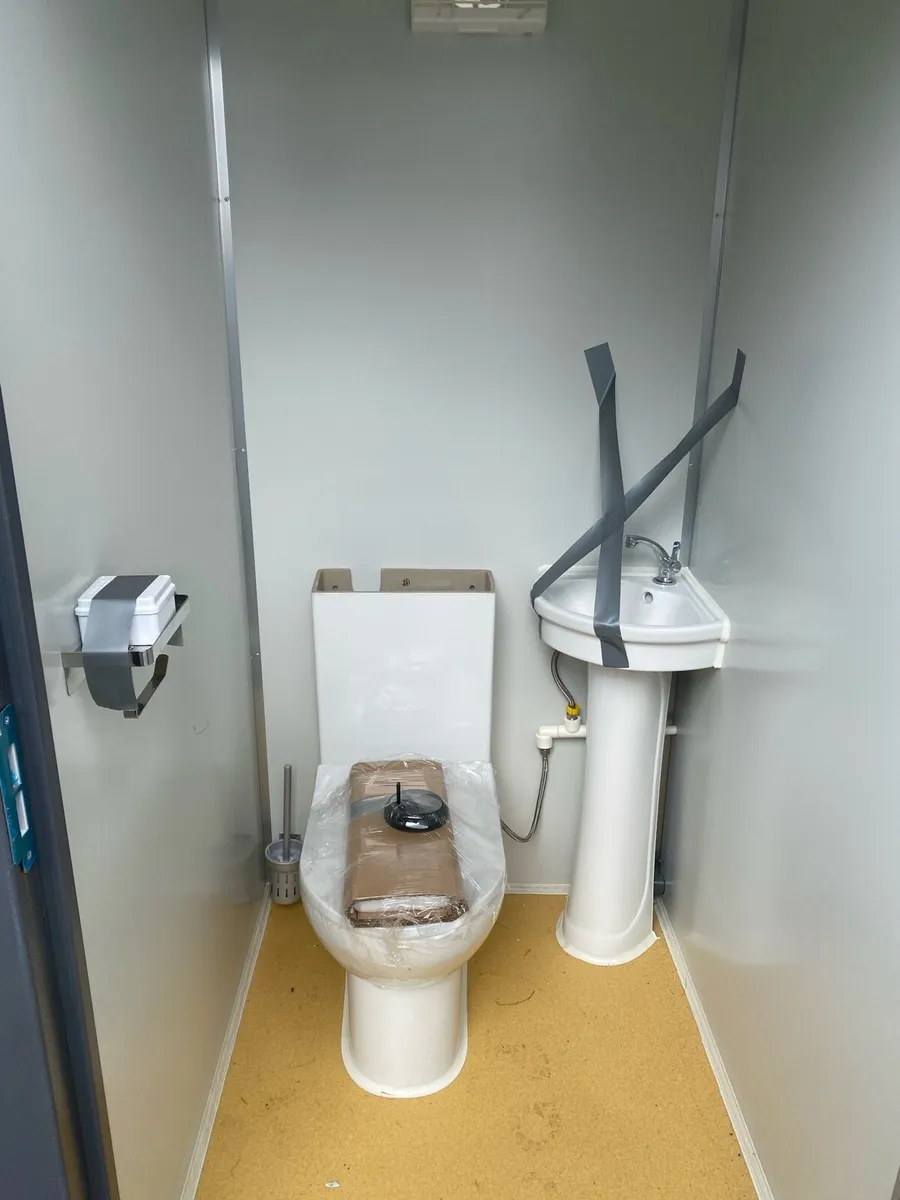 Toilets for sale - Image 3