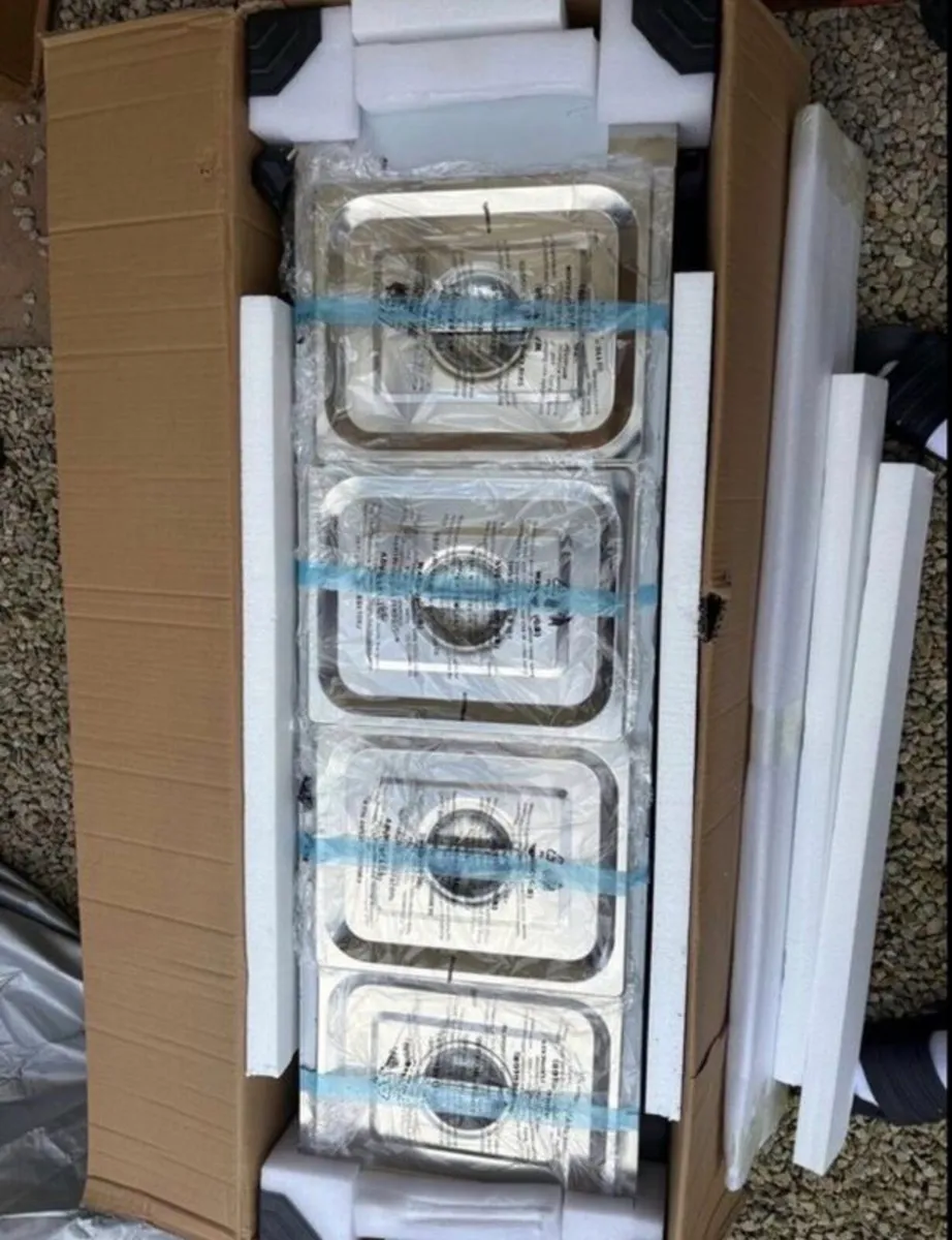 Bain Marie Steel 4 Pans with Glass Shield buffet - Image 2