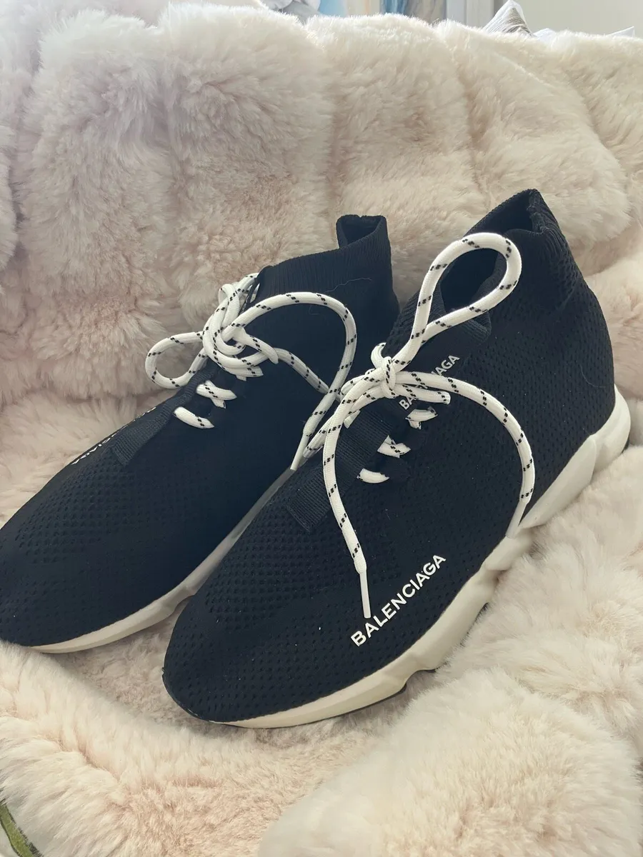 Size 6 New - Image 1