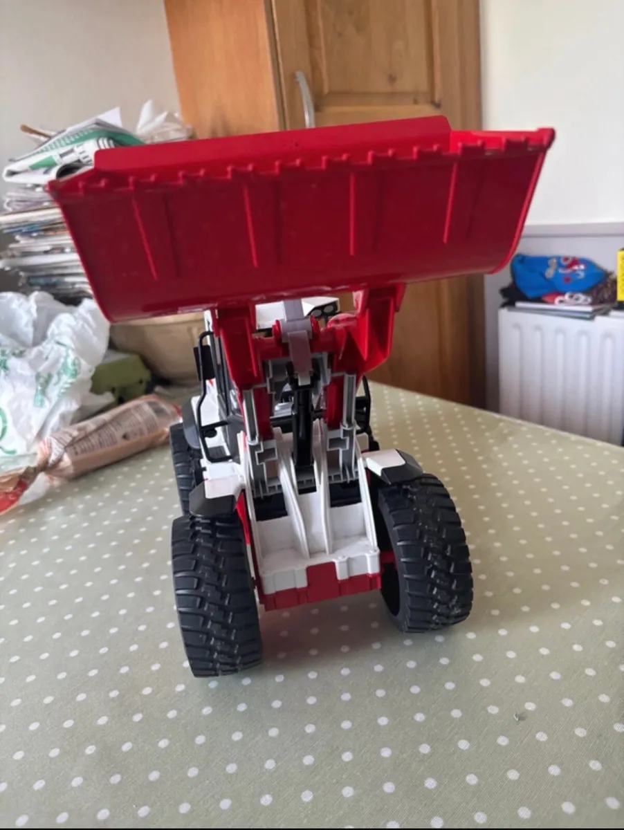 Bruder Digger - Image 4