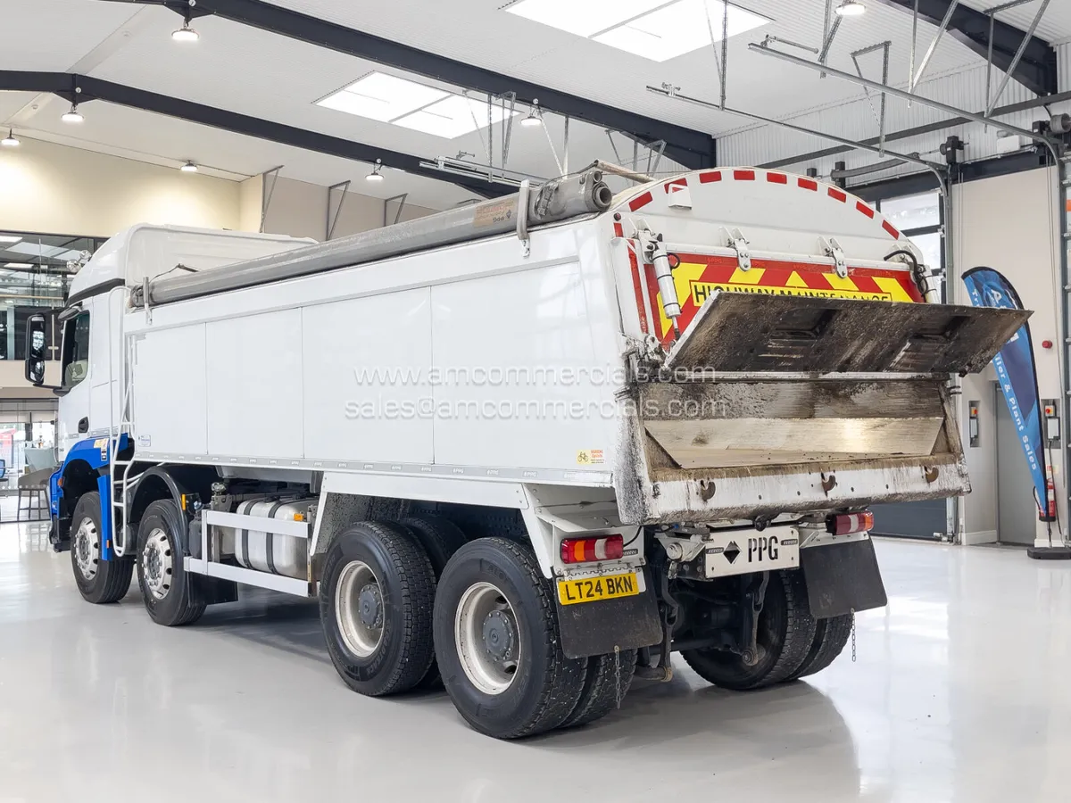 2024 MERCEDES-BENZ AROCS 3246 TAR SPEC TIPPER - Image 4