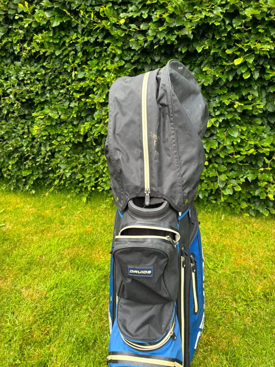 Druids Golf Bag - Image 1