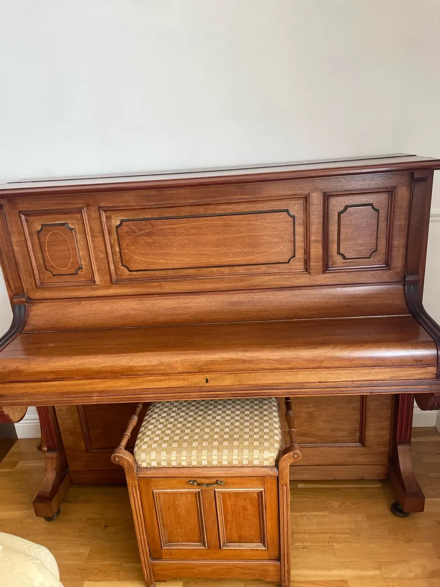 Piano - Image 1