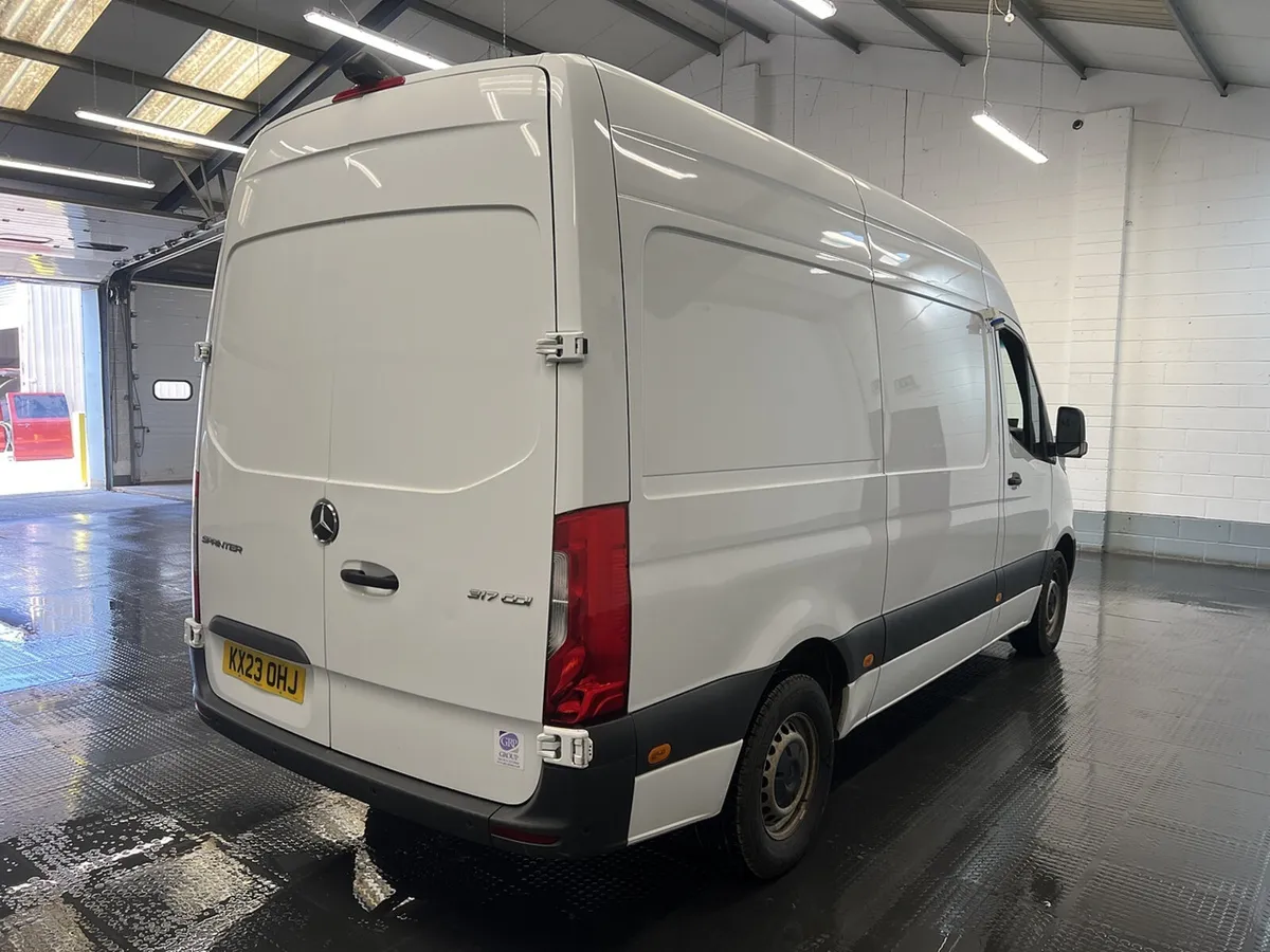 2023 Mercedes-Benz Sprinter Refrigerated Van - Image 3