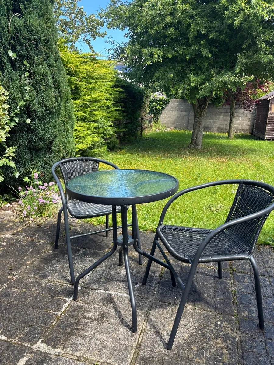 Two seater bistro garden furniture set - Image 3