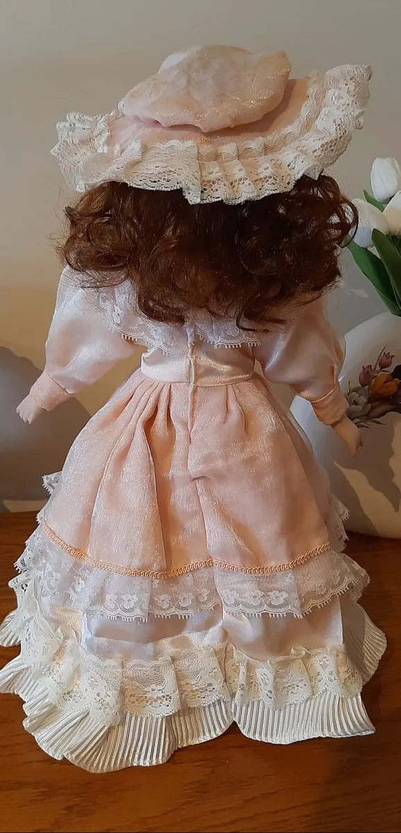 Porcelain dolls - Image 3