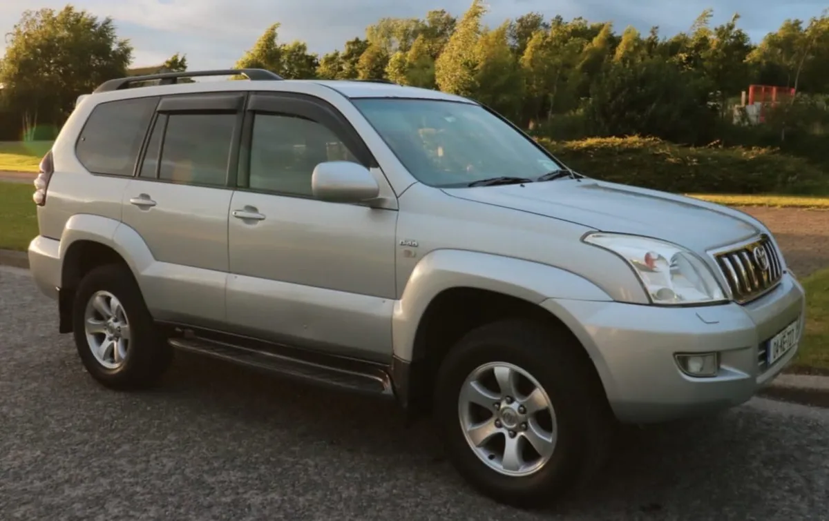 Land Cruiser taxed + tested crew cab - Image 1
