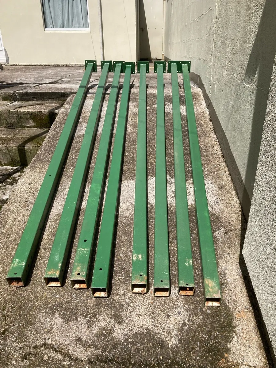 8 lengths Heavy Duty Box Iron - Image 1