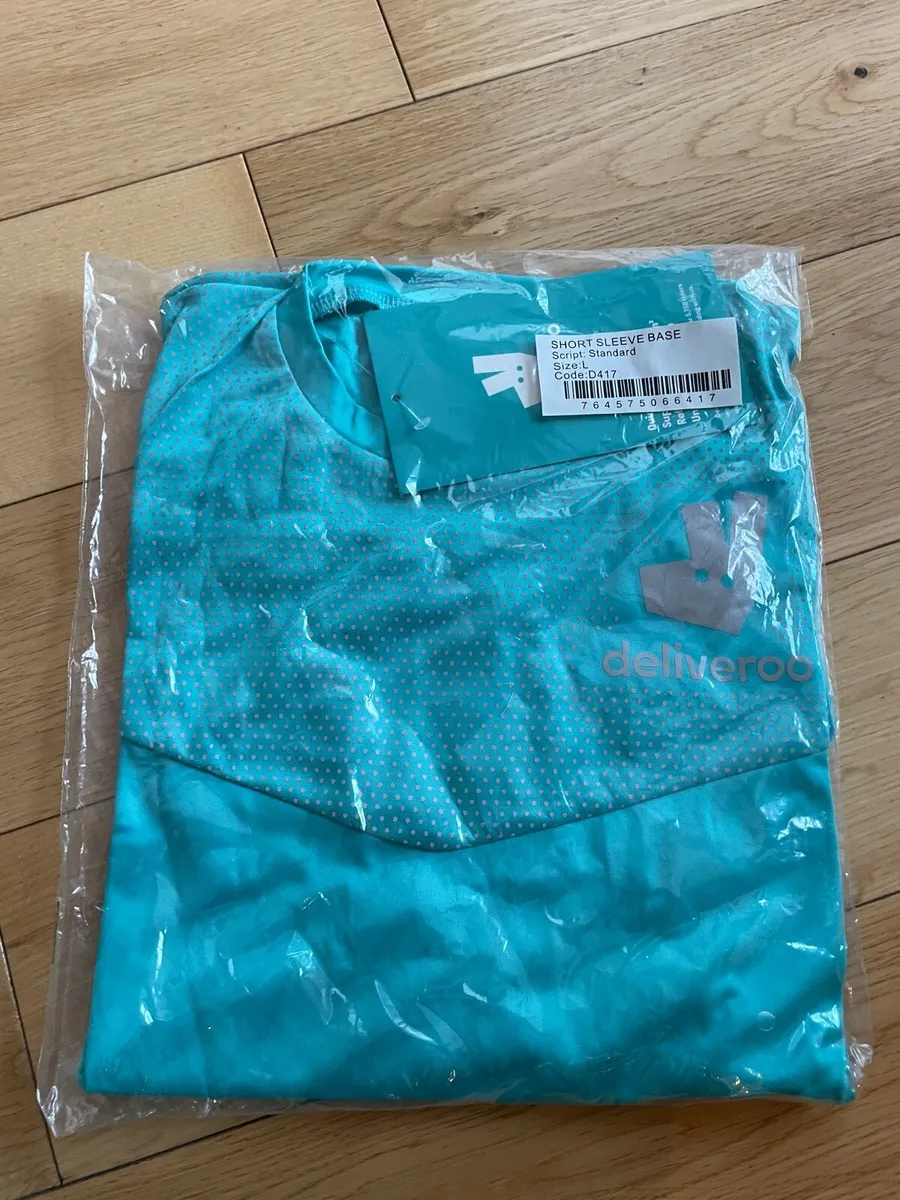 Delivery t shirt L size