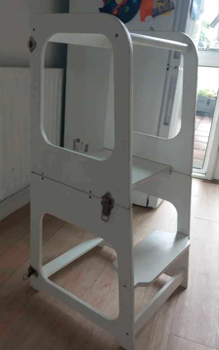Wooden learning tower and table - Image 2
