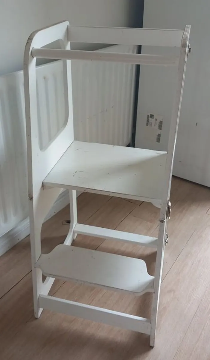 Wooden learning tower and table - Image 4