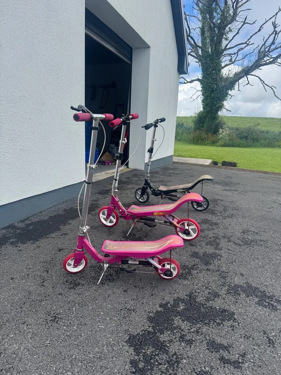 Scooters - Image 1