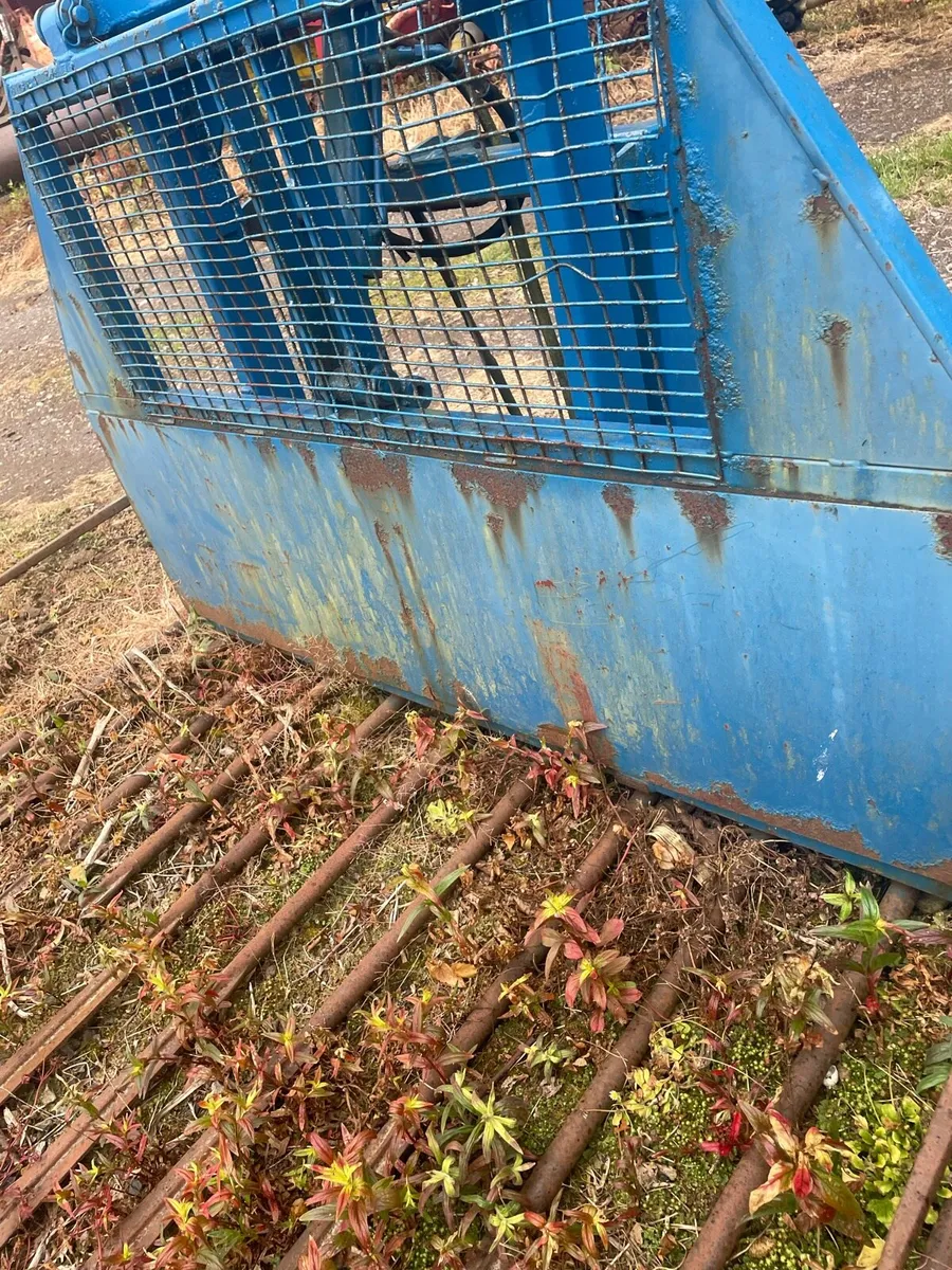 Buckrake silage - Image 2