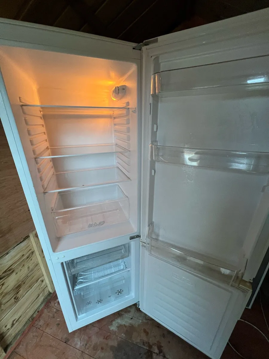 Fridge freezer - Image 4