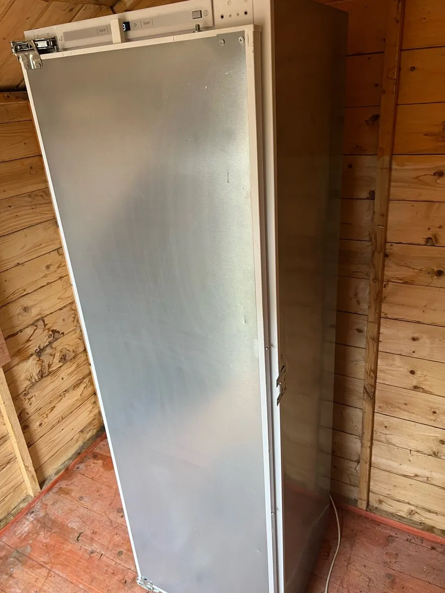 Fridge freezer - Image 4