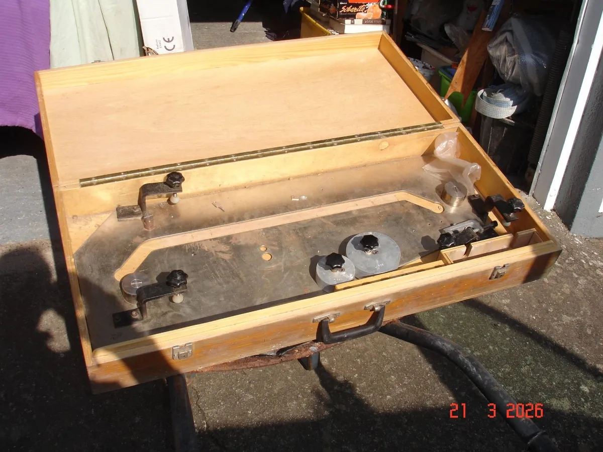 Worktop Cutting Jig - Image 1