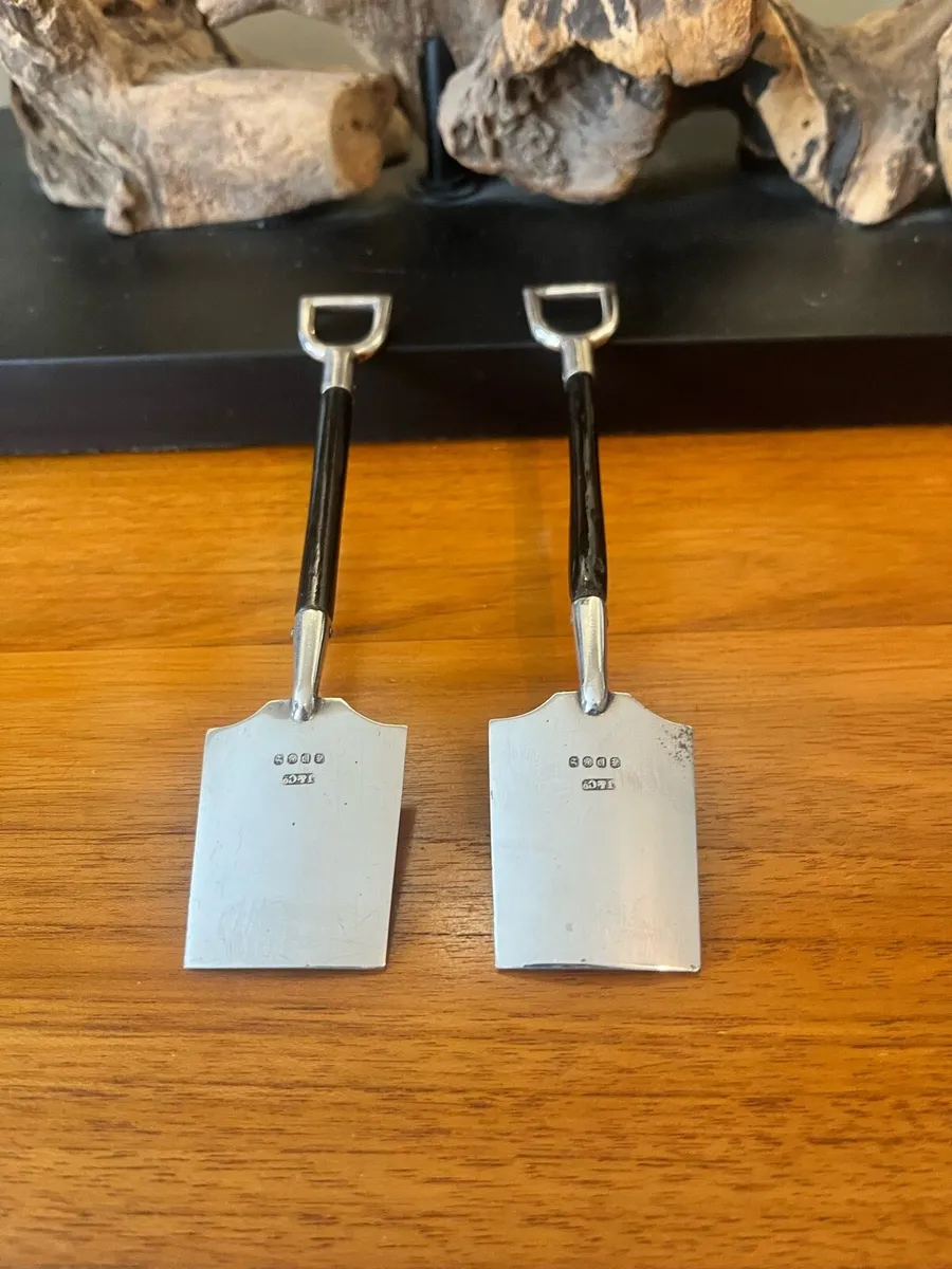 Antique J&Co Sheffield Novelty Sugar Shovels - Image 2