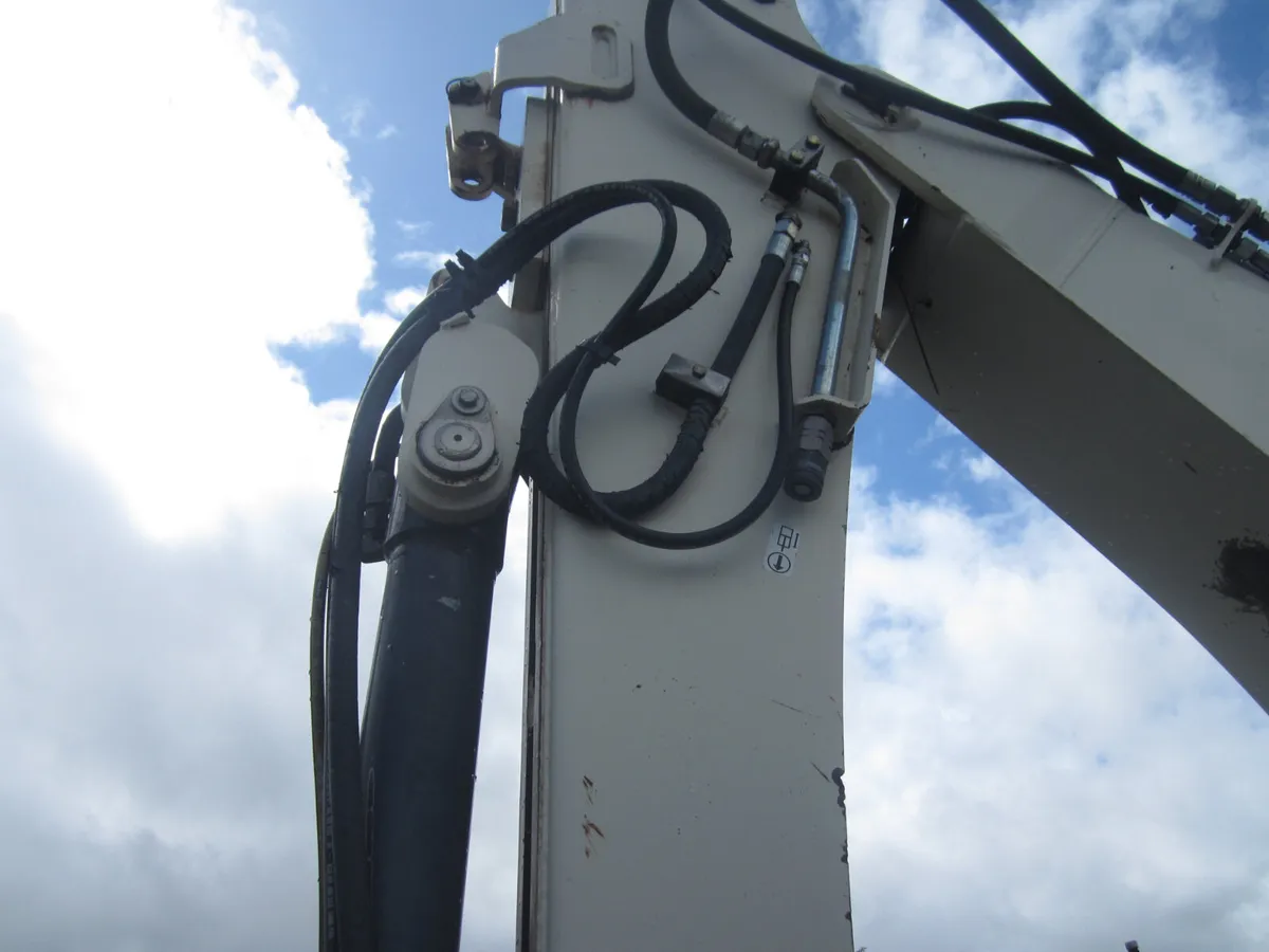 TEREK 890 TLB  5500 HRS ...MINT... - Image 4