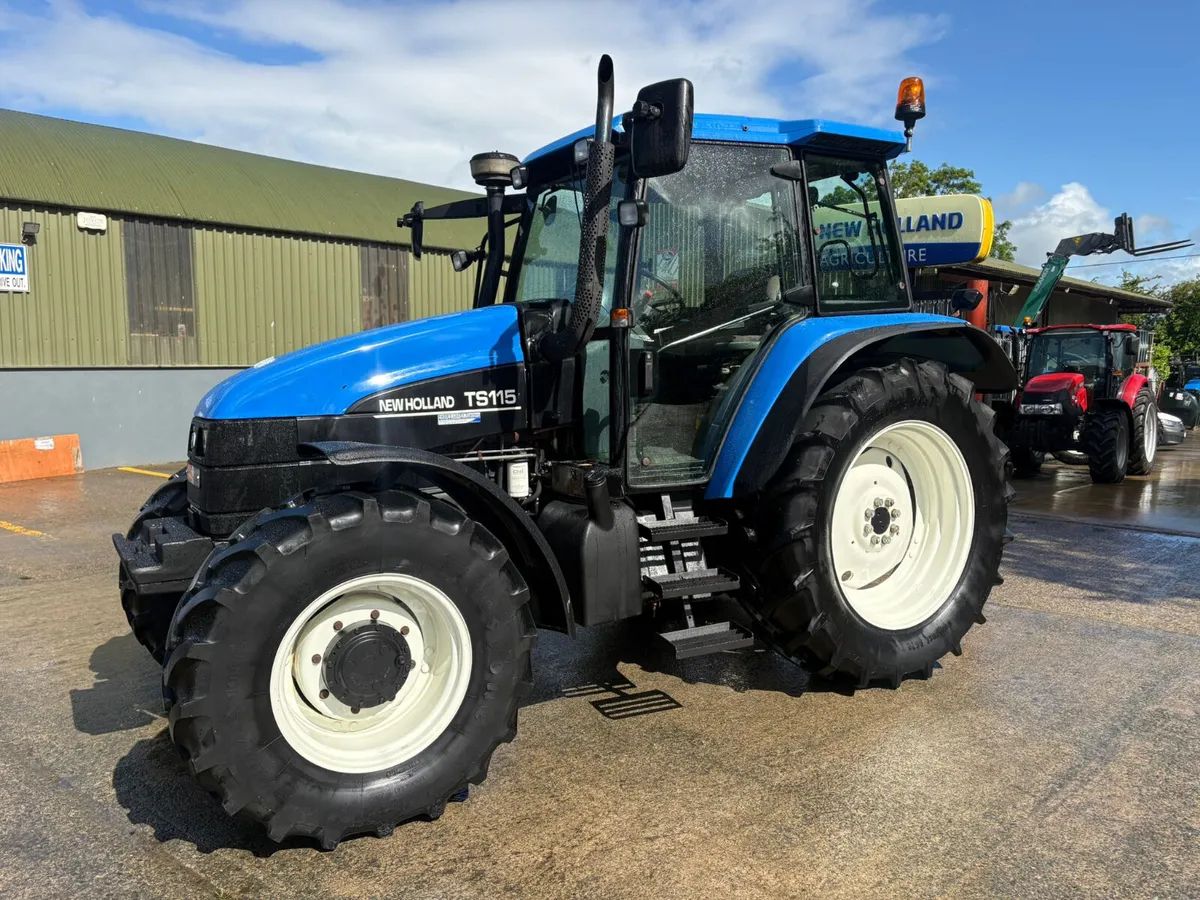 2002 NEW HOLLAND TS115 SLE SPECIAL - Image 1