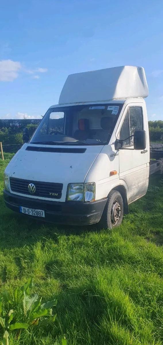 Volkswagen LT46 - Image 1