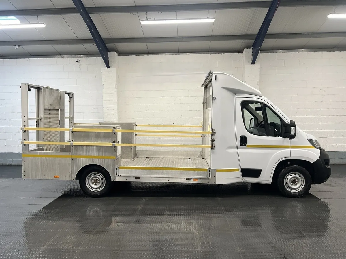 2021 Peugeot Boxer Dropside Van - Image 1