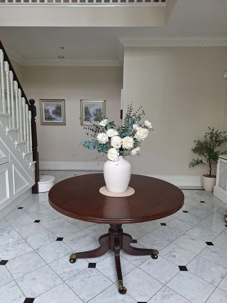 Elegant Antique Mahogany Centre / Hall Table – 4ft - Image 1