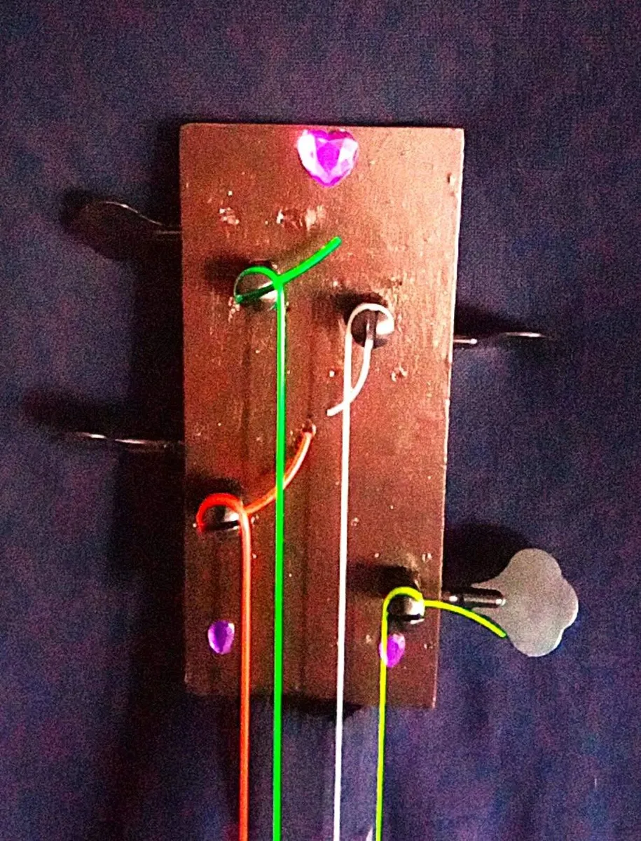 musical instrument/cello - Image 2