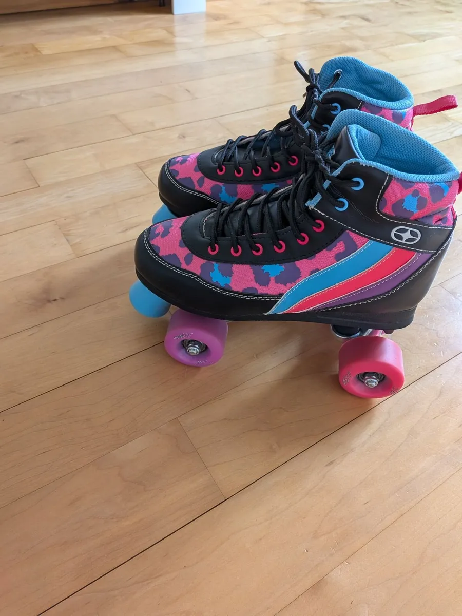 Roller Skates - Size UK 5 - Image 4