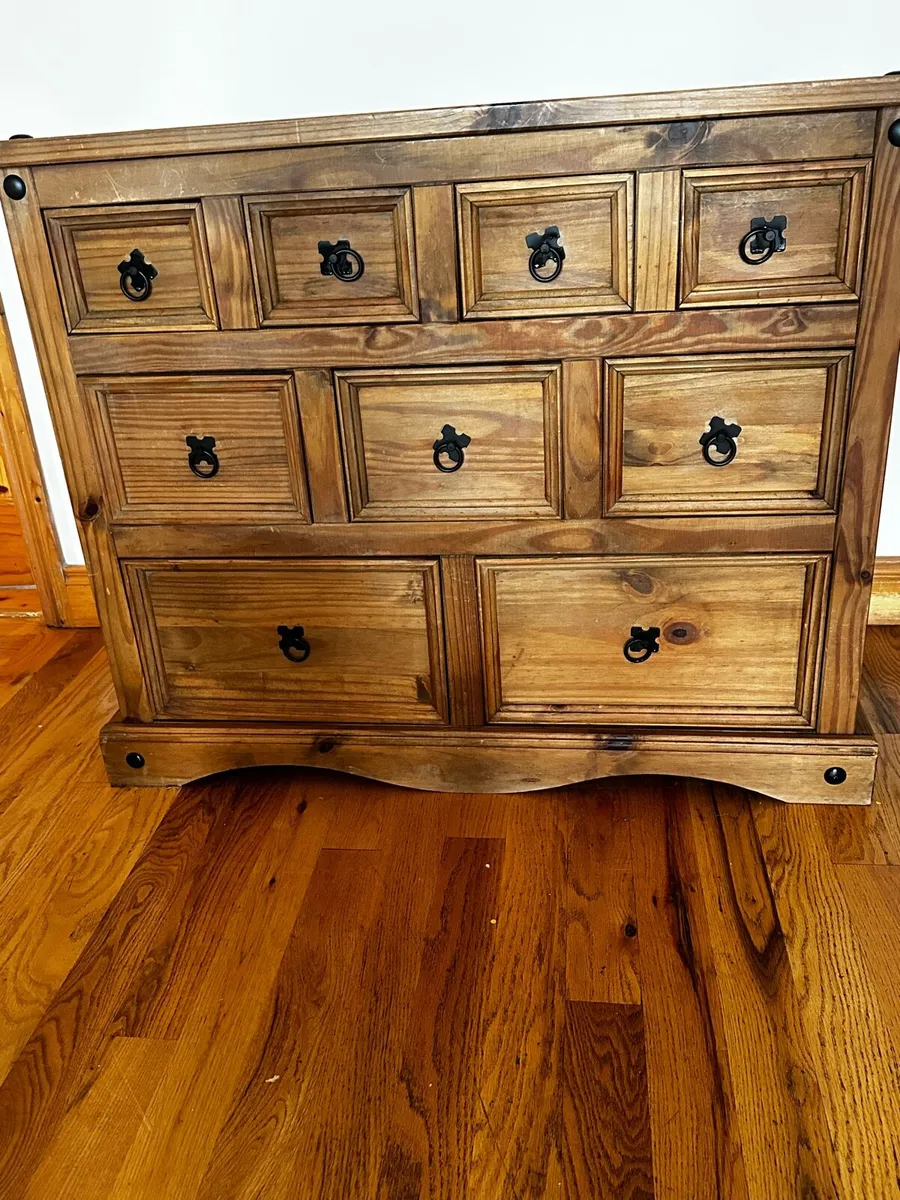 Chest of drawers - Image 1