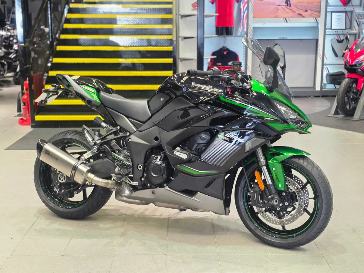 Kawasaki Z1000SX - Image 1
