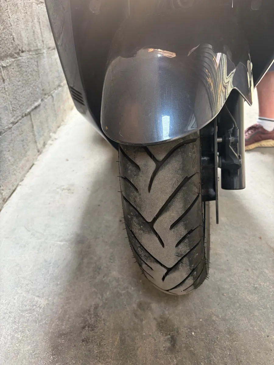 SUZUKI BURGMAN 400 - Image 3