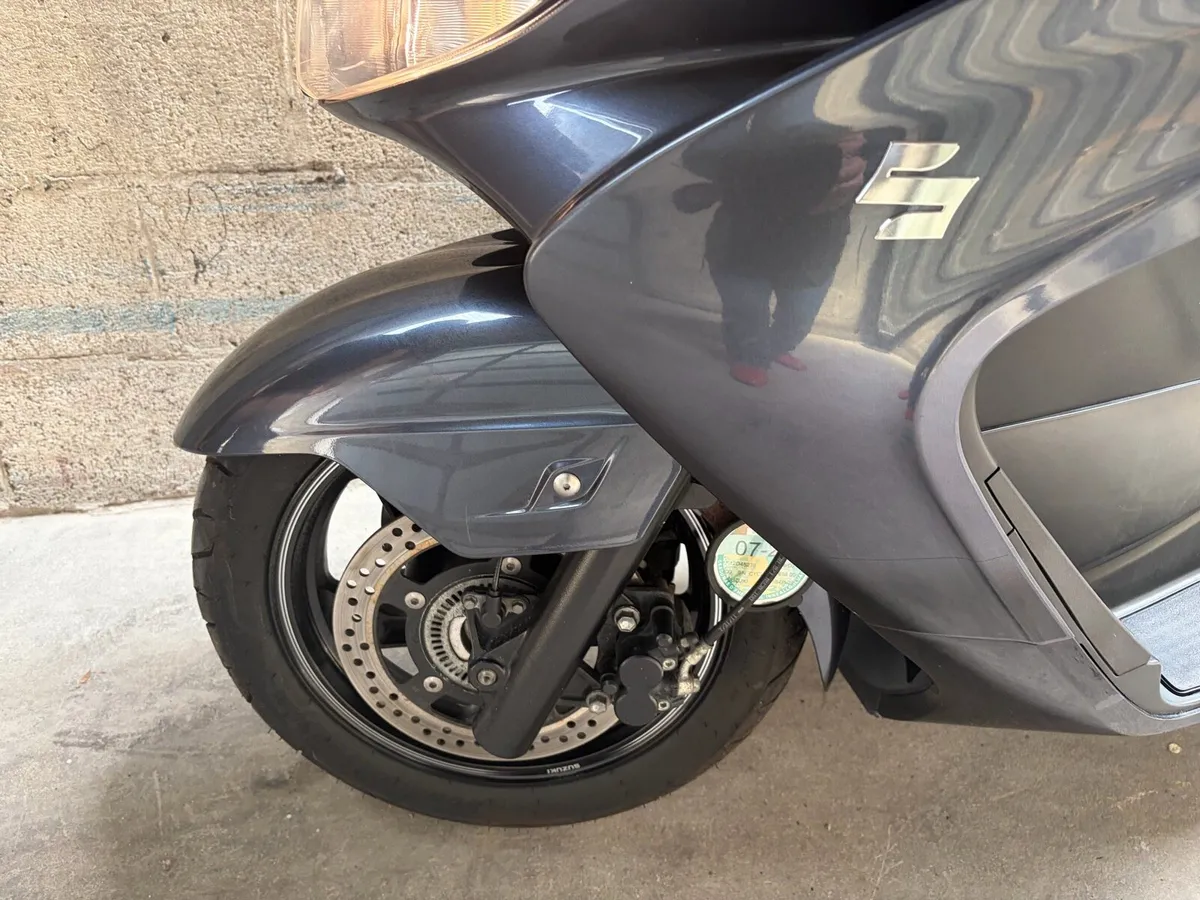 SUZUKI BURGMAN 400 - Image 4