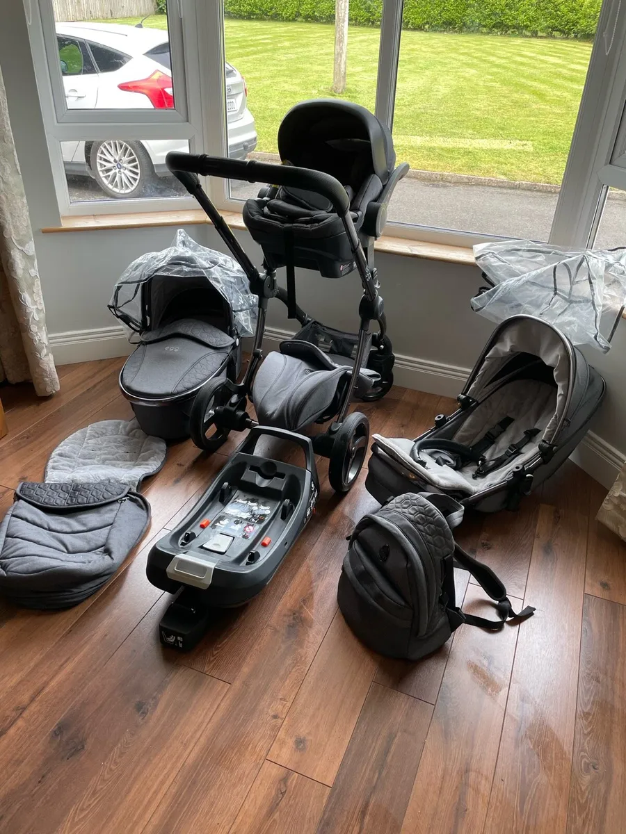 Egg 2 Luxury Travel system - Image 2