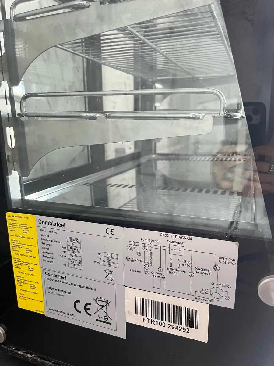 Counter top fridge - Image 2