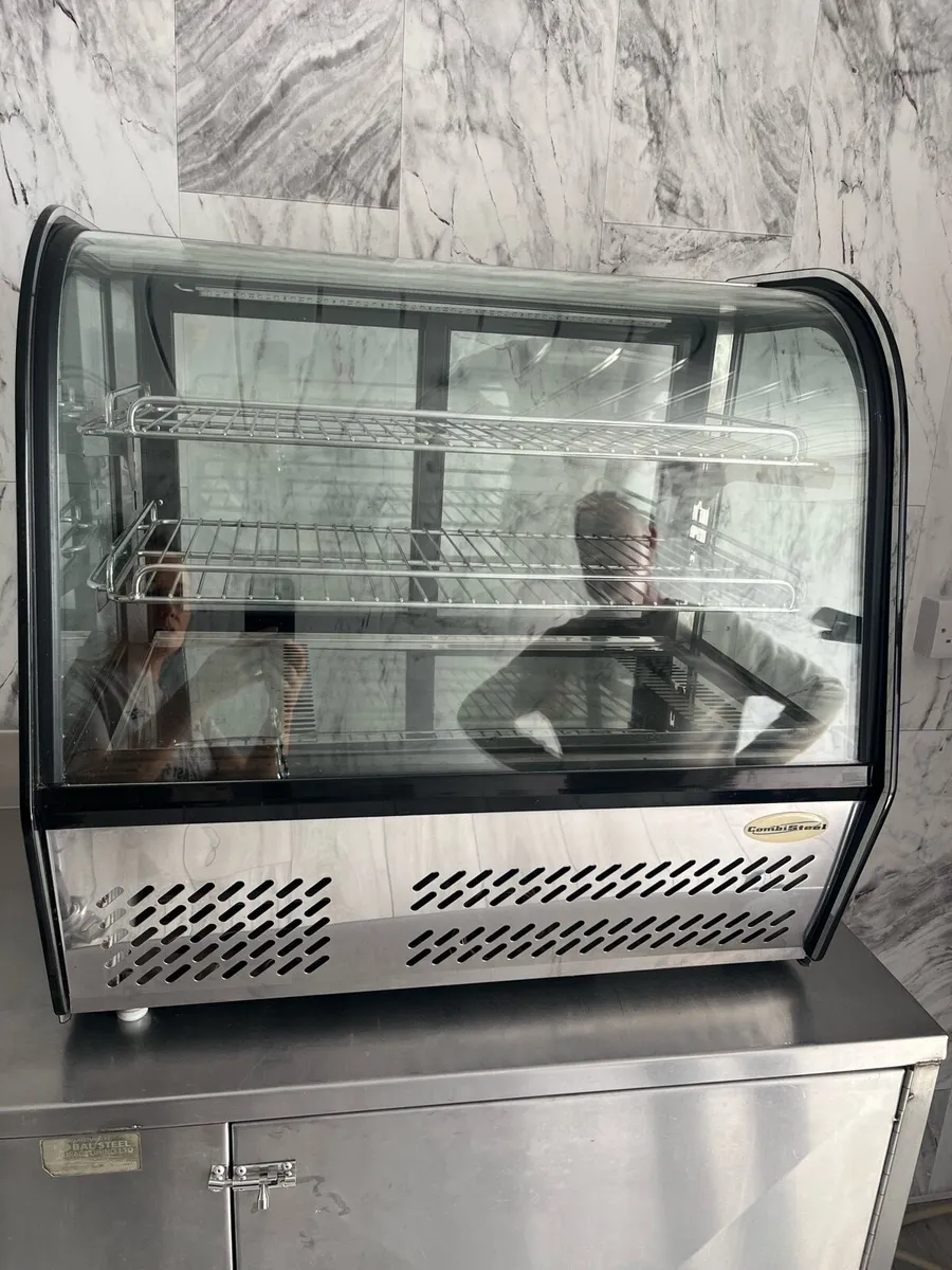 Counter top fridge - Image 1