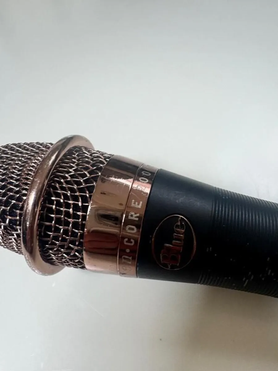 Blue Microphone Encore 200 Vocal Mic - Image 1