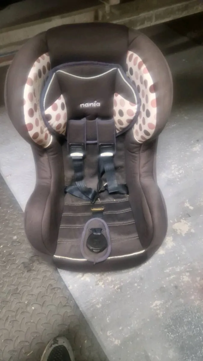 Car seat - Image 2