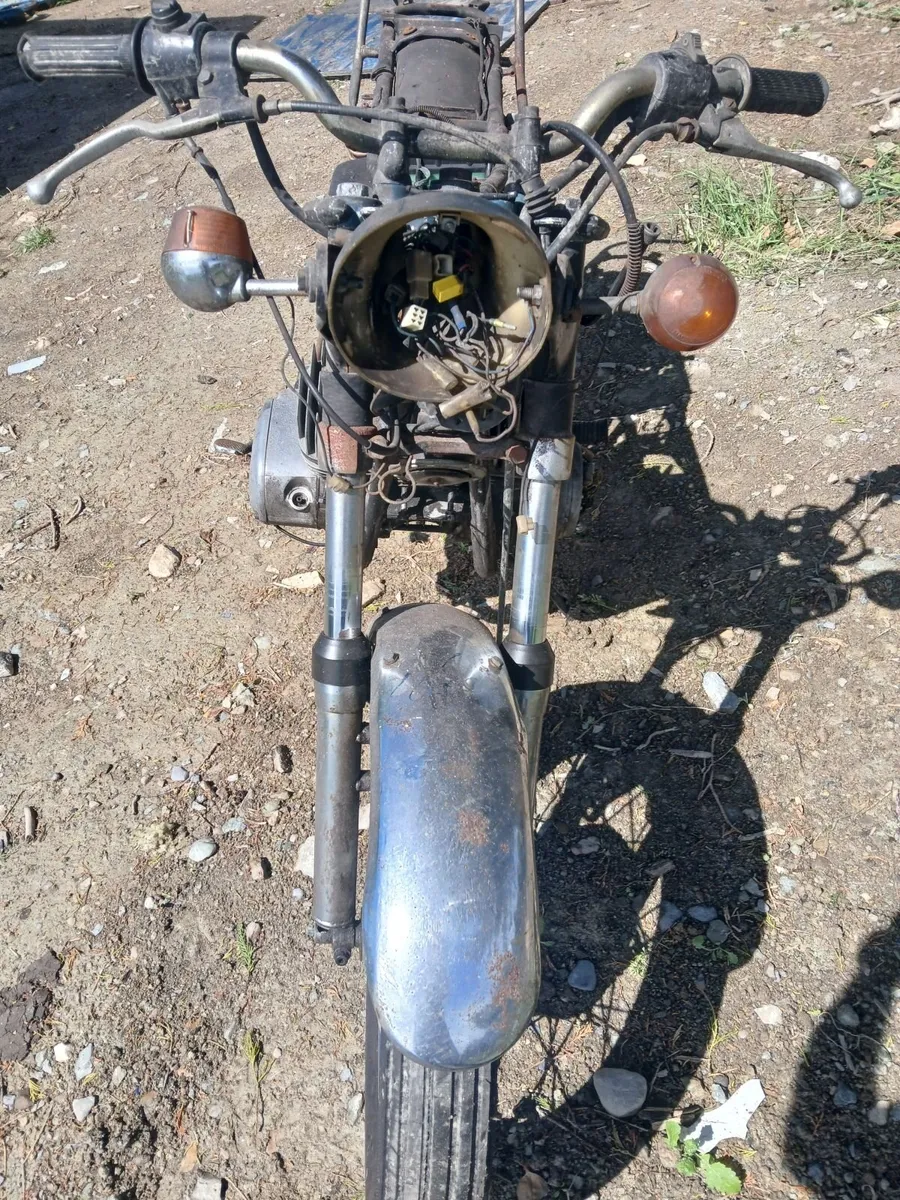 Kawasaki s1 250 triple - Image 1